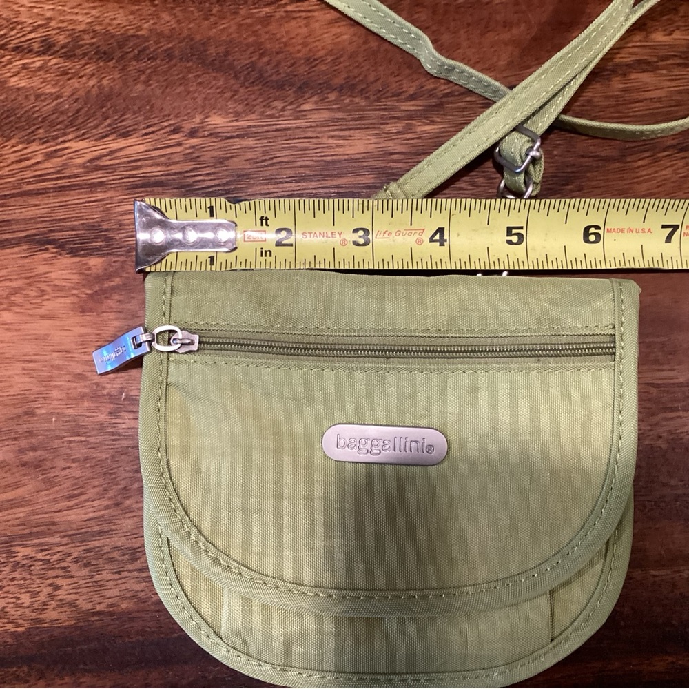 Baggallini Green Crossbody Bag - Picture 8 of 11